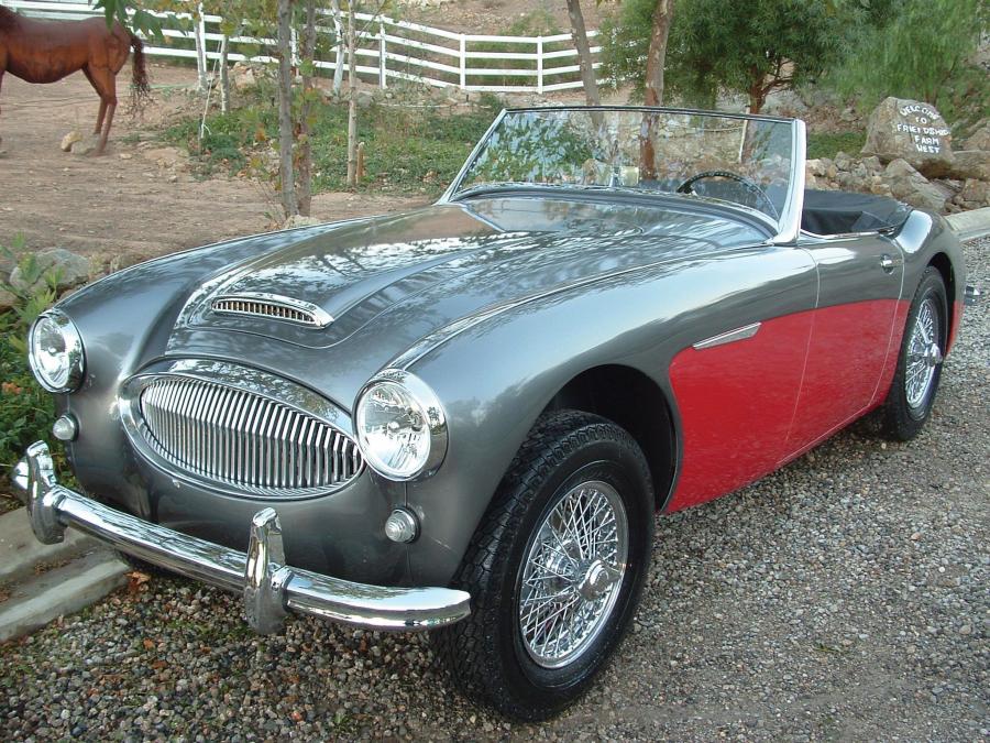  Austin-Healey 3000 BJ7 (Mk II) 1962 года  (фото 1 из 2)